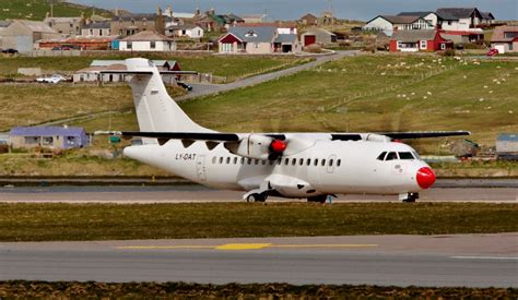 Atr Ly Dat Img Taxiing After Landing At Sumburgh Flickr