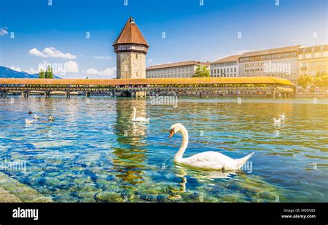 Das historische Stadtzentrum von Luzern mit berühmten Kapellbrücke dem