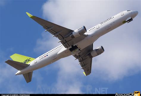 Yl Bdc Air Baltic Boeing Aviacioncr Net