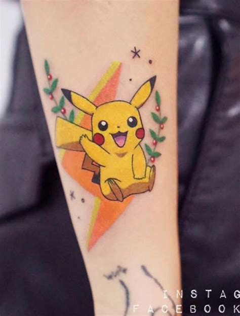 Pikachu Tattoo Tatuaje De Pikachu Tatuajes Femeninos Y Tatuajes Brazo