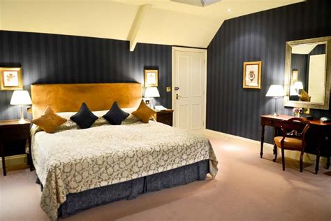 Lewtrenchard Manor, a boutique hotel in Devon - Page