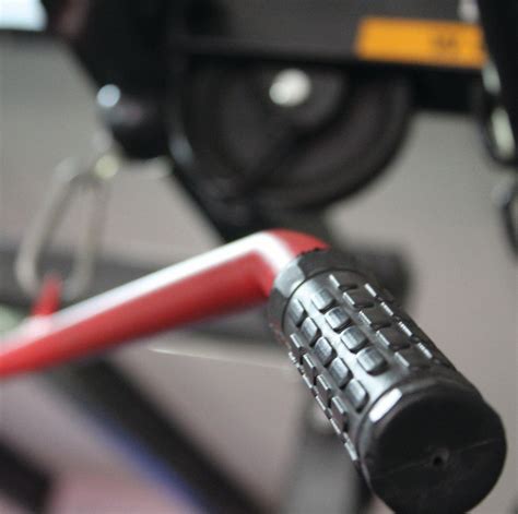 wide grip pulldowns   build  bigger  fitness health