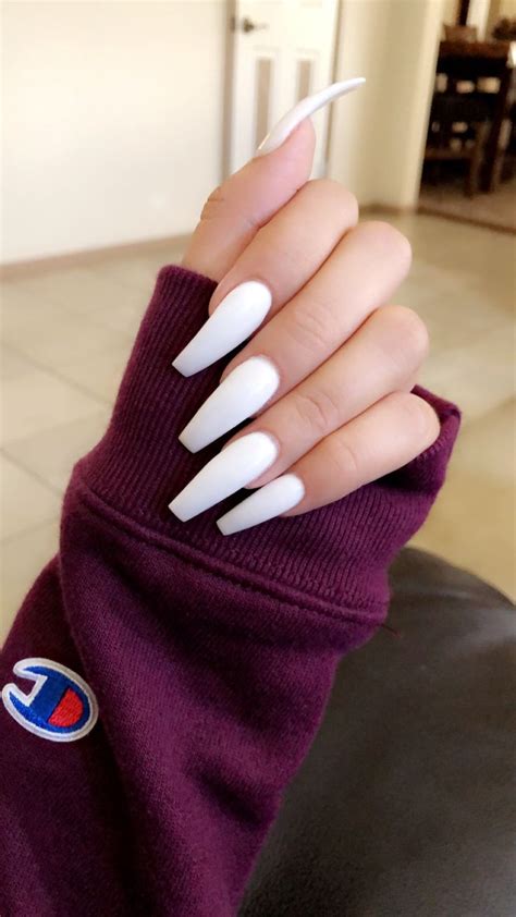 White acrylic nails | Simple acrylic nails, Best acrylic nails, Acrylic ...