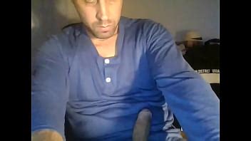 Str Horny Spanish Man avec une belle grosse bite jouit d une énorme charge XVIDEOS