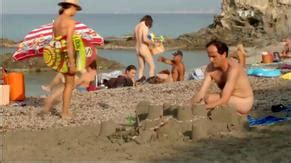 A DIX MINUTES DES NATURISTES NUDE SCENES AZNude