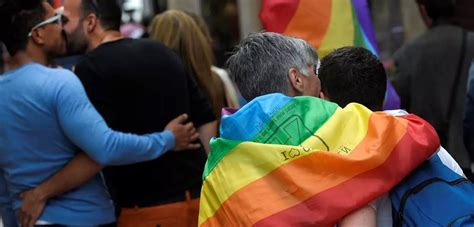 União De Casais Homoafetivos Cresce No País Brasil 247