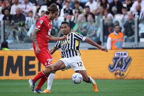 Ultimora Guai Per Il Tecnico Il Titolarissimo Si Ferma In Juve Monza