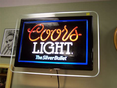 Vintage Coors Light Neon Sign At Vintique Vintage Beer Signs Coors