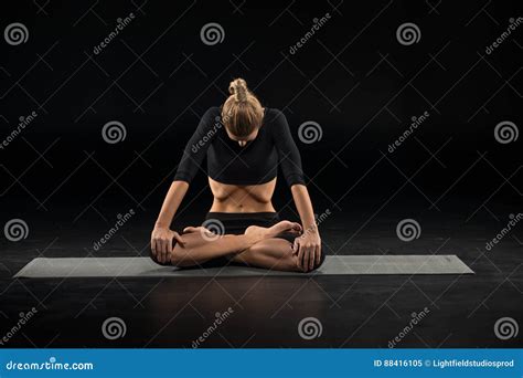 Woman Sitting In Lotus Position Stock Image Image Of Moola Sportive