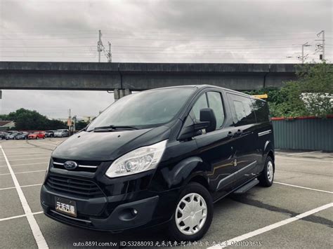 Ford福特 Tourneo Custom 五門九座廂型休旅、極大寬敞空間、家庭出遊安心旅程，企業公司及旅遊業者的首選！