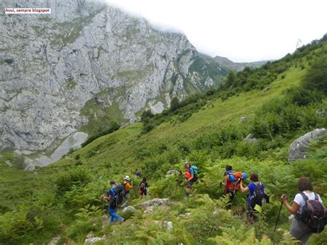 AVUI SEMPRE Dècades de muntanya L ENCÍS DE LOS PICOS DE EUROPA i IV