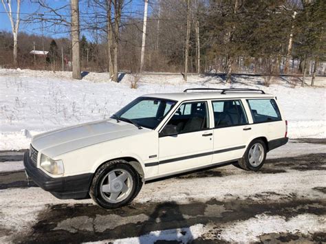 Thorsday Snow Day 1990 Volvo 740 Turbo Wagon DailyTurismo