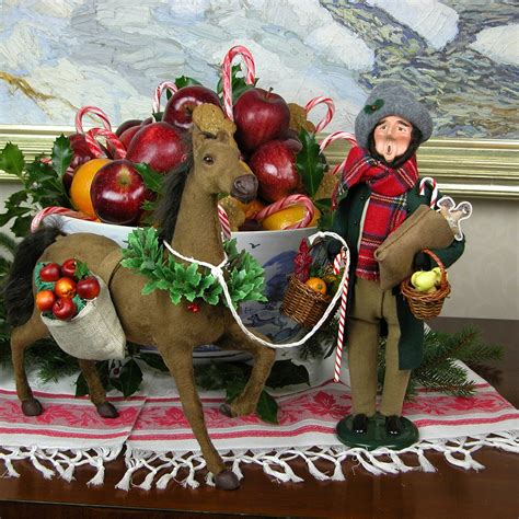 Byers' Choice Carolers | Wooden Duck Shoppe