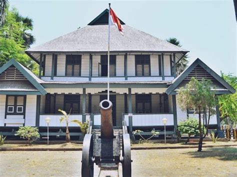 Benteng Rotterdam Objek Wisata Bersejarah Di Makassar