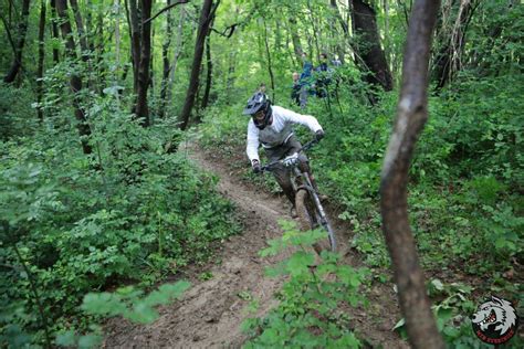 Kamplc Enduro Kolesarsko Dru Tvo Zverinice