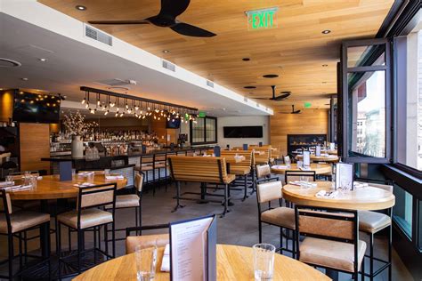 Earls Kitchen Bar Glenarm Denver Private Dining Rehearsal Dinners