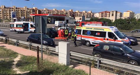 Incidente Sull Asse Mediano Coinvolte Auto Traffico In Tilt