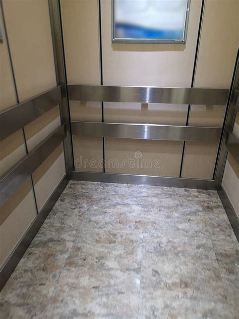 Cushioning Rubber Guard Rail Stainless Lift Elevators Interior