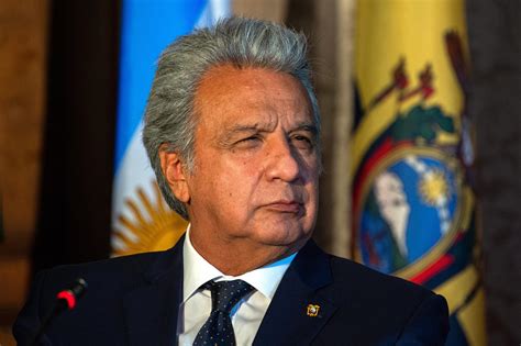 Juez niega recurso a Lenín Moreno y el expresidente se declara en