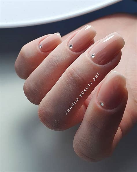 Uñas nude Uñas modernas y sencillas los mejores diseños en tendencia