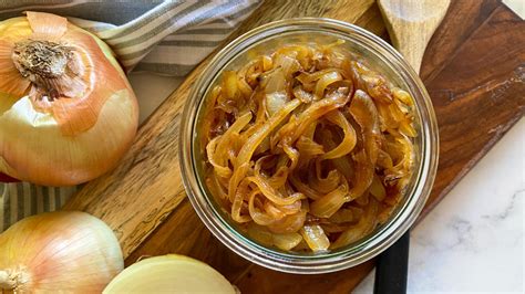 Foolproof Caramelized Onions Recipe