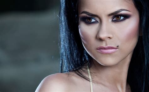 Inna Chanteuse