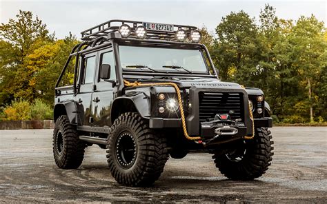 Land Rover Defender 007 Spectre 2015 Wallpapers And Hd Images Car Pixel