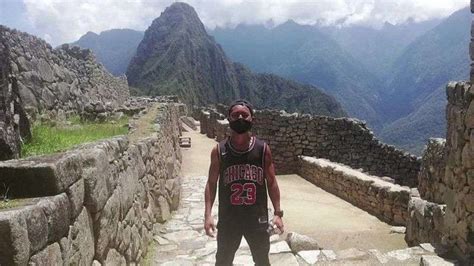 Stranded In The Andes Peru Opens Machu Picchu For Single Tourist