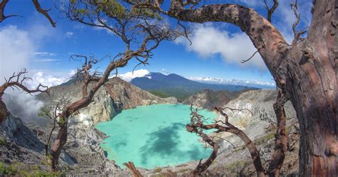 Kawah Ijen El Llamativo Volc N Del Cintur N De Fuego Del Pac Fico Que