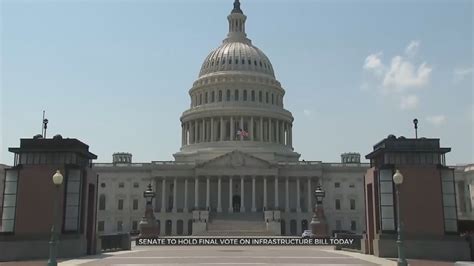 Senate Approves 1t Bipartisan Infrastructure Bill