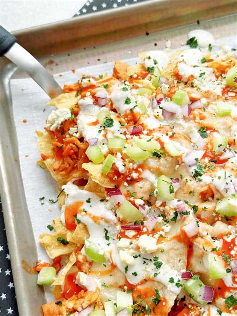 Buffalo Chicken Nachos - Foodtastic Mom