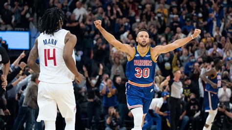 Extra Pass Warriors Aim To Break Road Losing Skid NBA Philippines