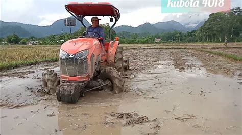 Membajak Sawah Dengan Traktor Kubota L4018 Youtube