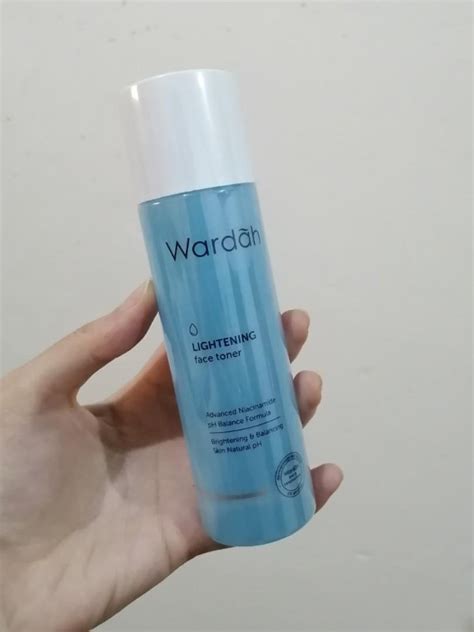 Wardah Lightening Face Toner 125 Ml