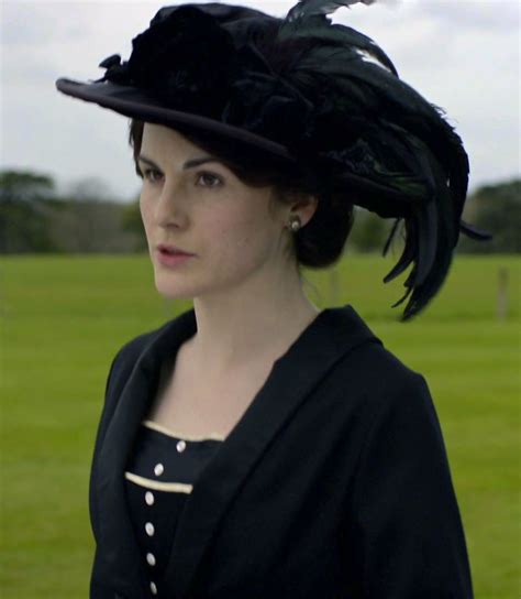 Michelle Dockery as Lady Mary Crawley in mourning for her husband ...