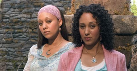 Tamera Mowry Reveals She’s ‘Down’ to Do a ‘Twitches 3’ with Sister Tia ...