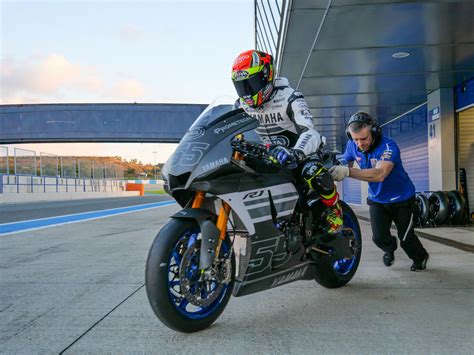 Worldsbk Pata Yamaha Completes Post Season Testing Program At Jerez