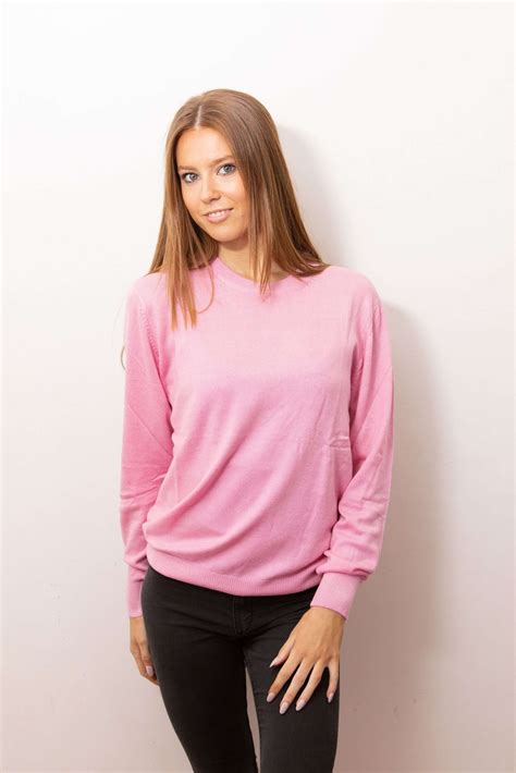 pink sweater cashmere alchemy story