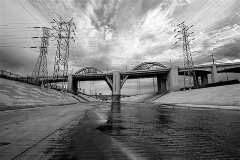 Los Angeles River Photos Stock Photos Pictures And Royalty Free Images