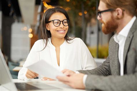 how to connect with a customer