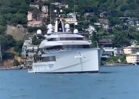 Pressure Drop - Dallas Cowboys Owner Mega Yacht Bravo Eugenia Visits SF Bay