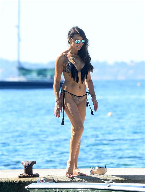 Lizzie Cundy In Bikini Gotceleb