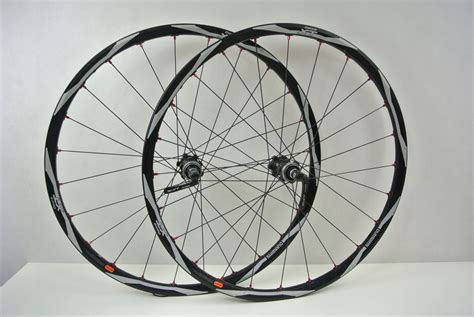 Ko A Shimano Deore Xt Wh M Disc Komplet