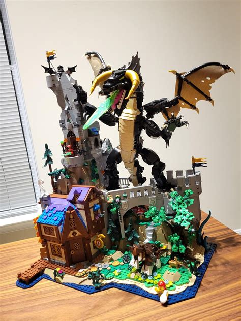 Lego Ideas D&D set with MOC black dragon : r/legodnd