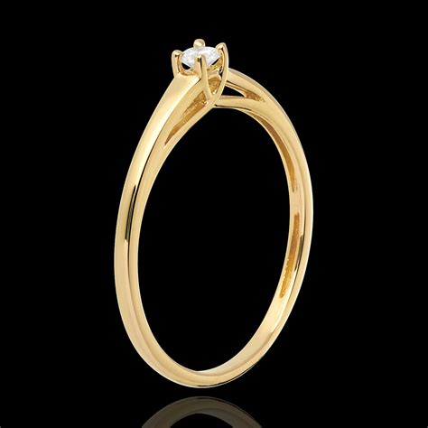 L Essentiel D Un Solitaire Or Jaune 18 Carats 0 08 Carat Bijoux Edenly