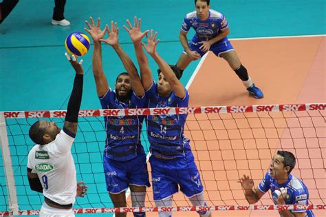 Sada Cruzeiro E Ems Taubat Funvic Fazem Jogo Decisivo Cbv