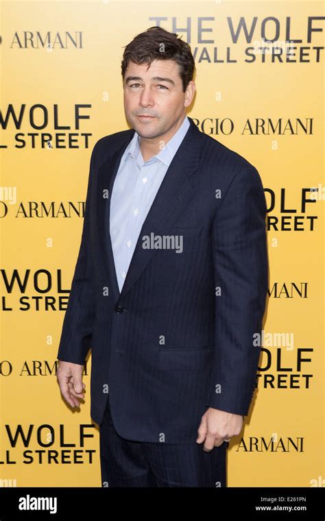 Kyle Chandler attends the 'The Wolf Of Wall Street' premiere at ...