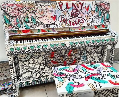 Pin by dana Soehngen on diy für nadinchen | Street art, Piano, Art