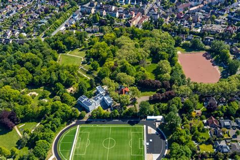 Luftbild Herne Gebäudekomplex der Hotelanlage Parkhotel Herne in