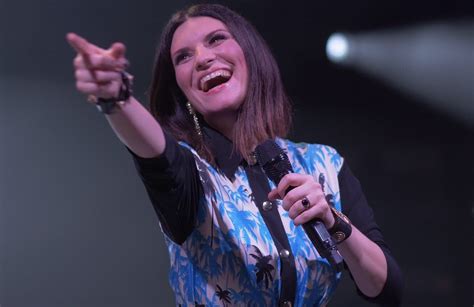 Laura Pausini In Concerto A Bari La Probabile Scaletta Dello Show Il